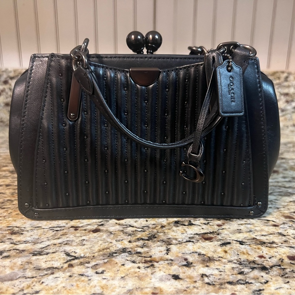 Coach Kisslock Dreamer 21 mini black on black crossbody
